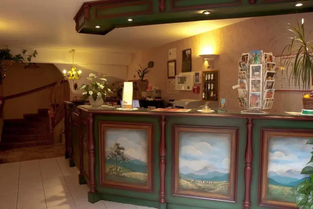 Hotel Winzenberg - Photo 1