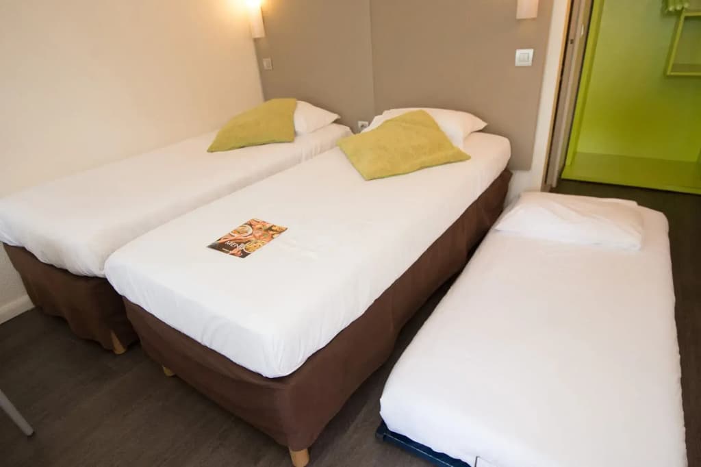 Hotel Campanile Reims Sud - Bezannes - Miniature 6
