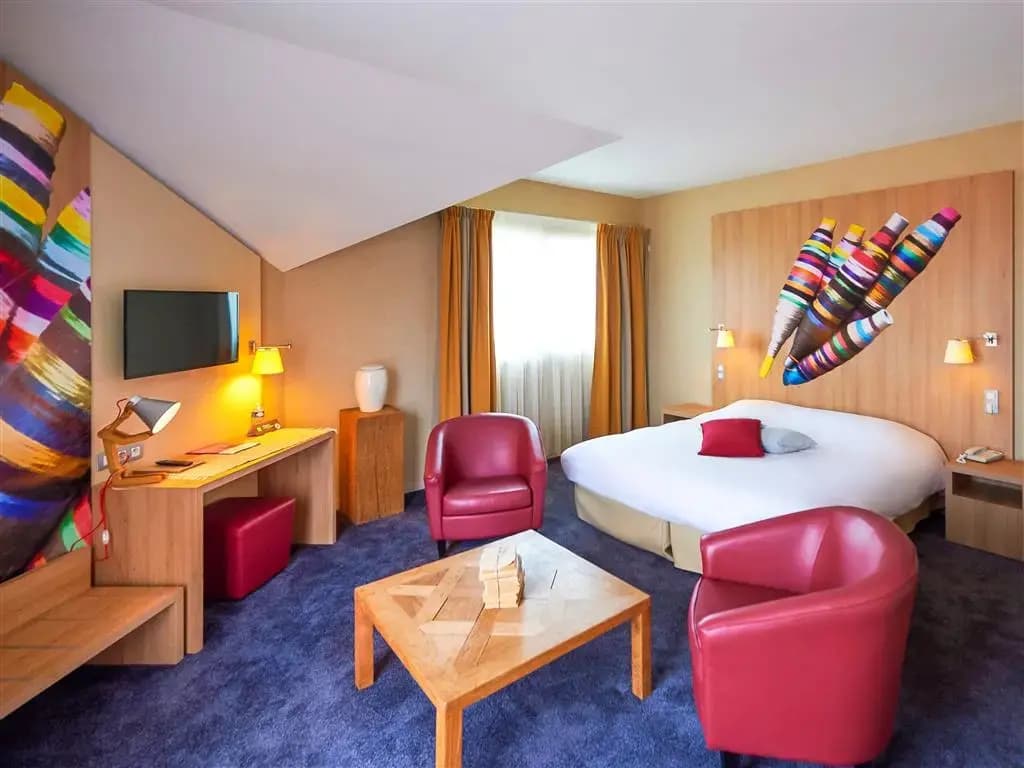 ibis Styles Cholet - Miniature 6