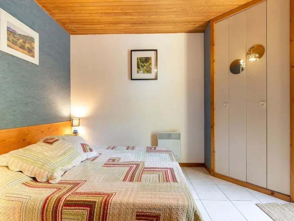 Tranquil Villa in Les Salelles - Photo 3