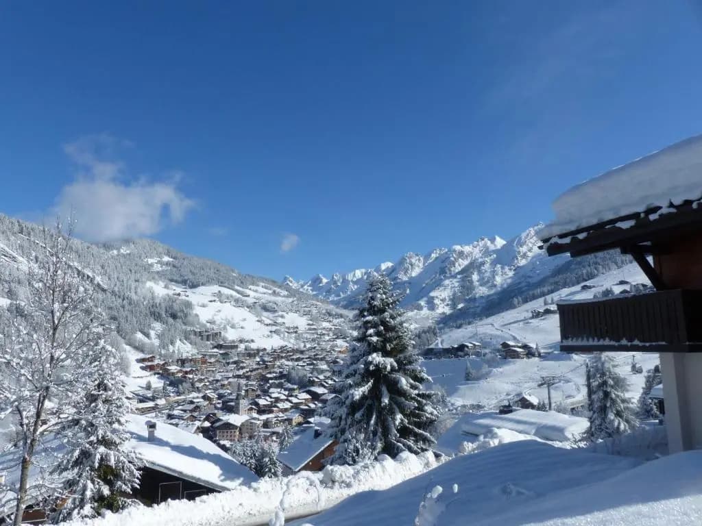 Appartement La Clusaz, 3 pièces, 6 personnes - FR-1-437-44 - Photo 1