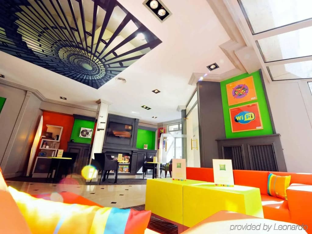 ibis Styles Paris 15 Lecourbe - Photo 2