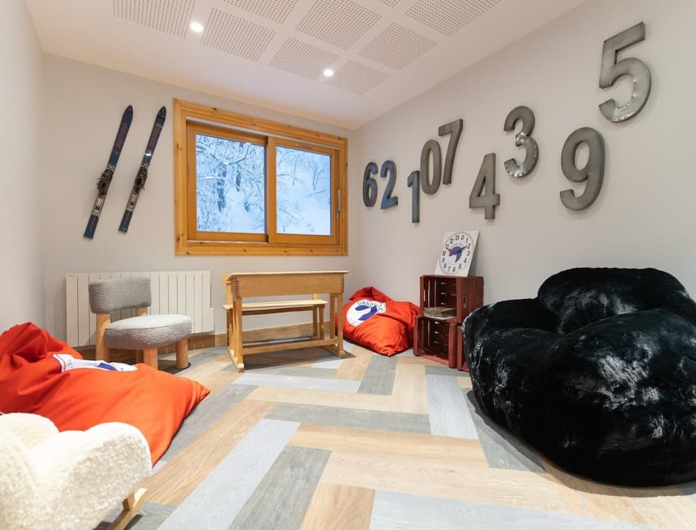 Apartment in Serre-chevalier Near Ski Slopes - Photo 4