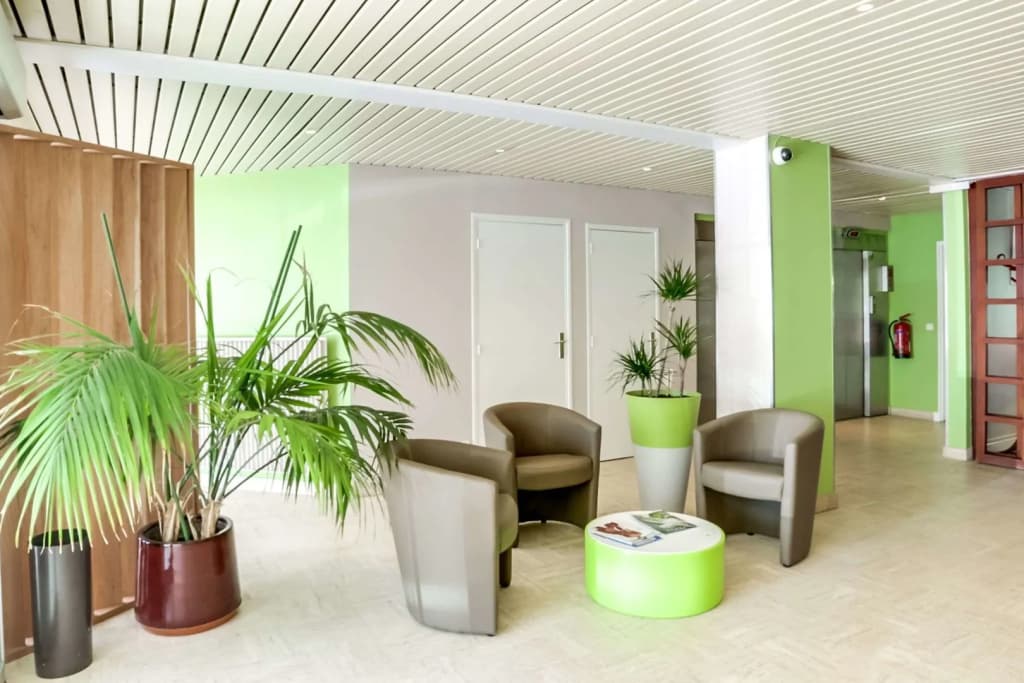 Brit Hotel Le Parc Vichy - Photo 2