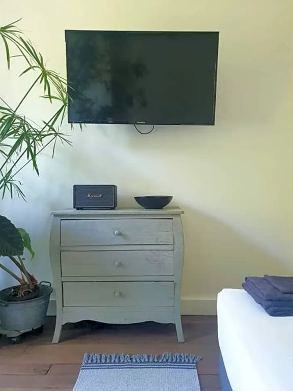 La petite maison du jardin d'Apollon - Photo 2