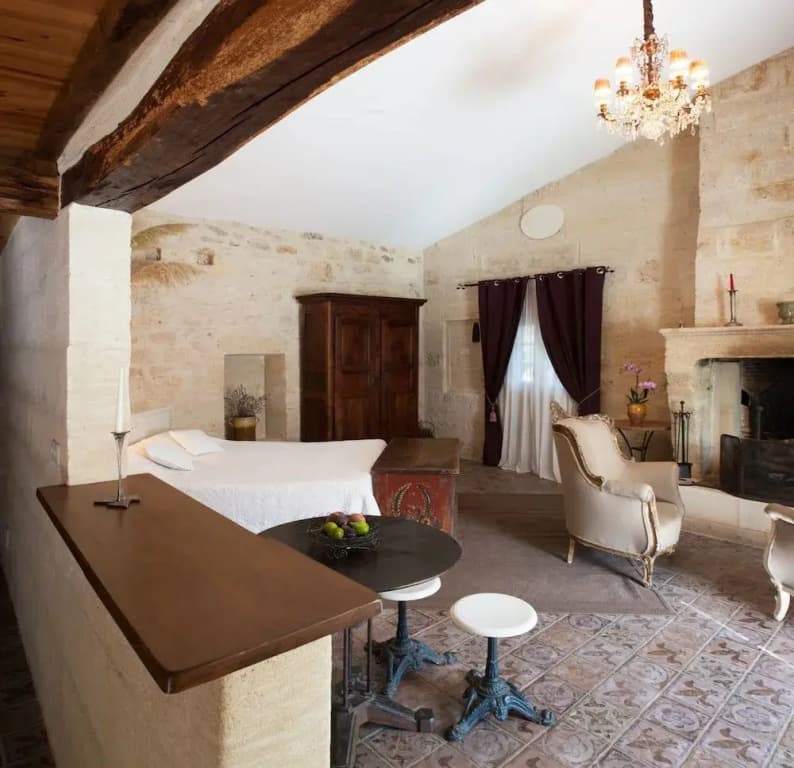 Château Latour Segur Suites & Spa - Photo 3