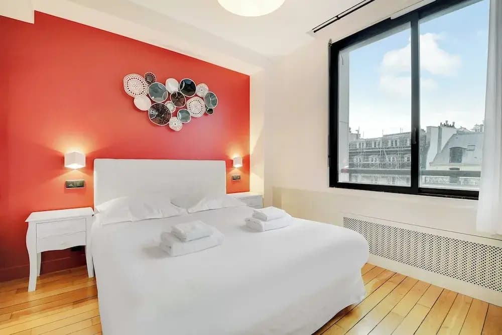 Modern Apartment Near Palais Garnier - Miniature 6