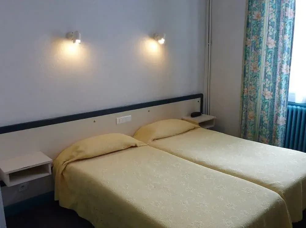 Hôtel Le Bristol - Photo 3