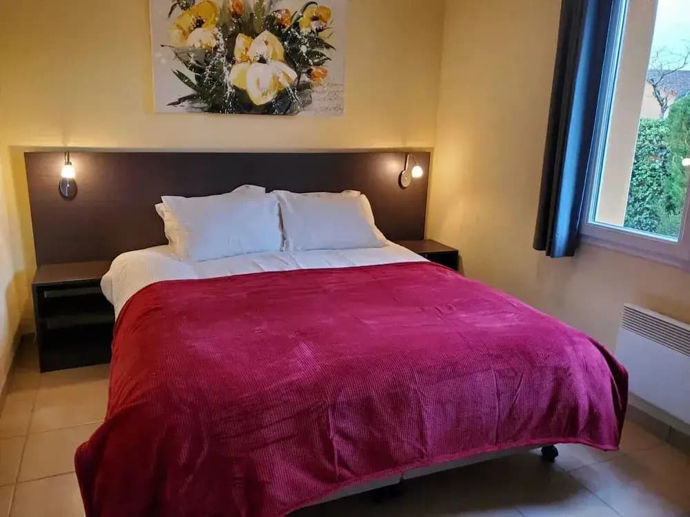 Villa in Les Forges With Golf & Pool Access - Photo 5