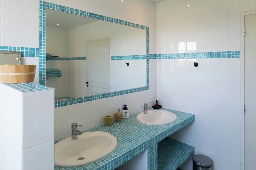 Family Chateau Retreat - Photo 5