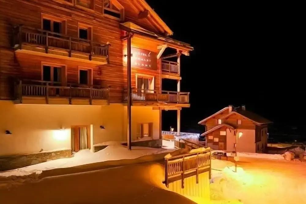 Hotel le Chalet Blanc - Photo 1