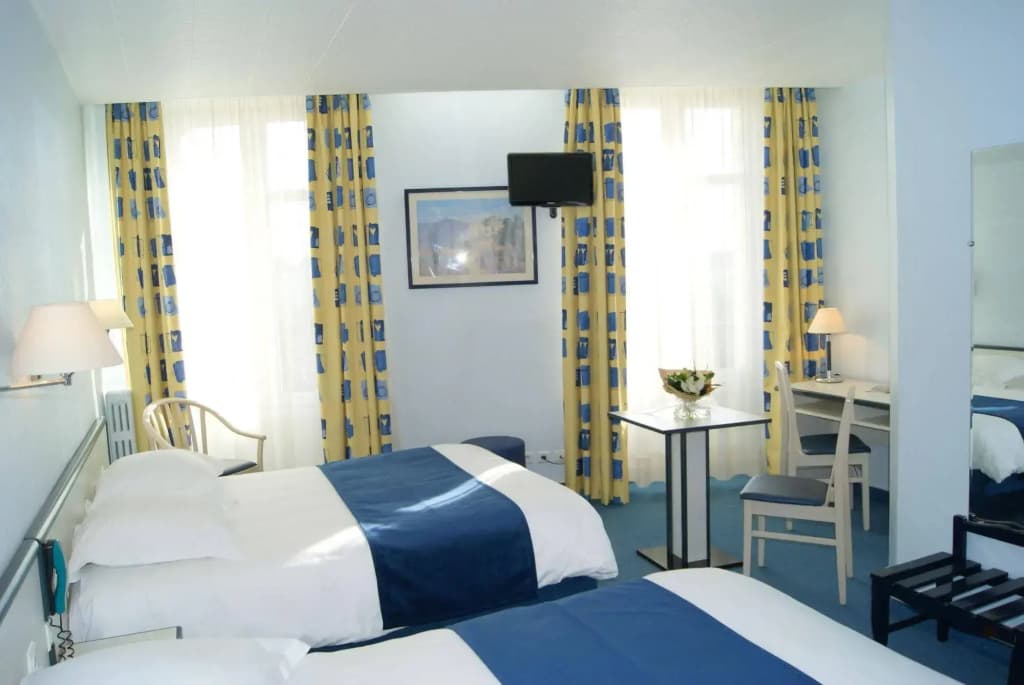 Hôtel Suzane - Miniature 6