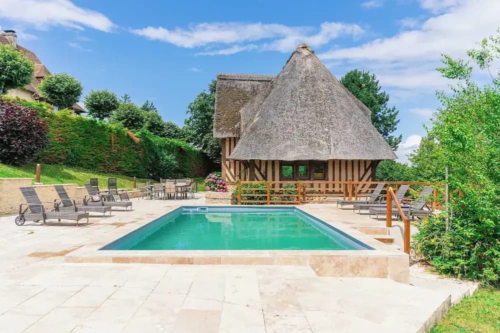 Haven of Peace With Heated Pool and Garden - Miniature 7