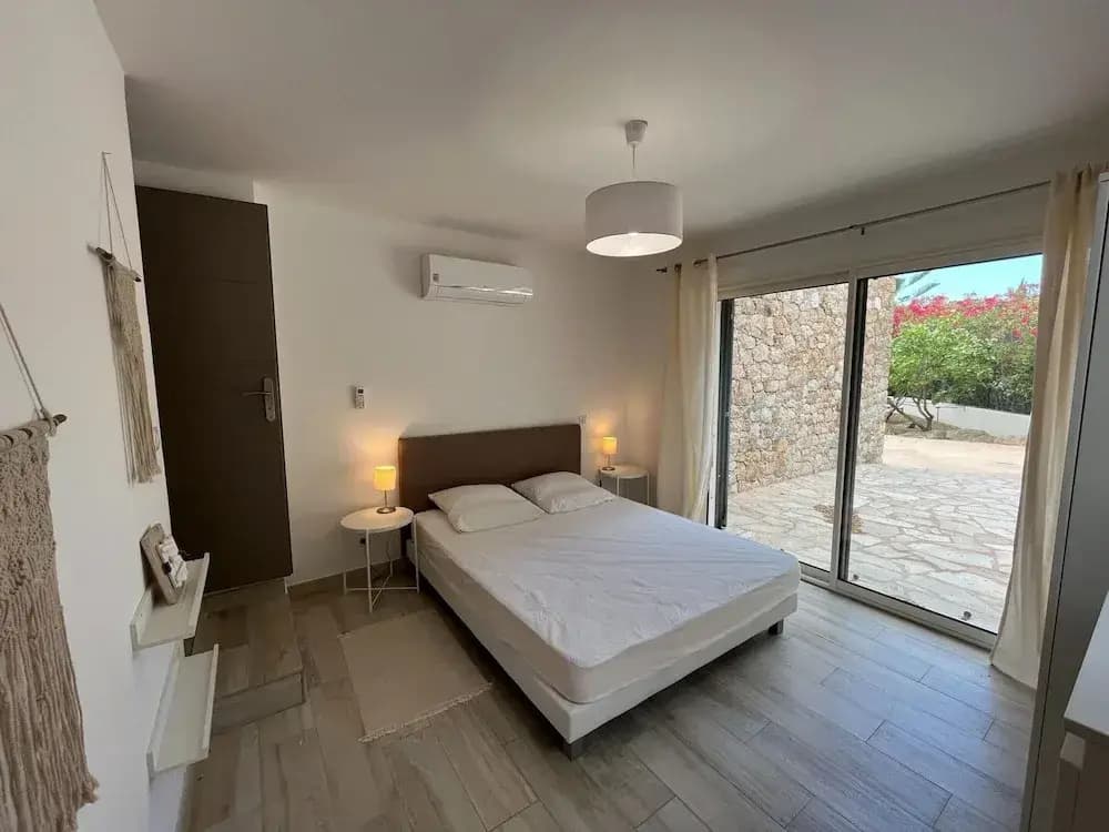 Charming Villa in Saint-tropez With Private Pool - Photo 3