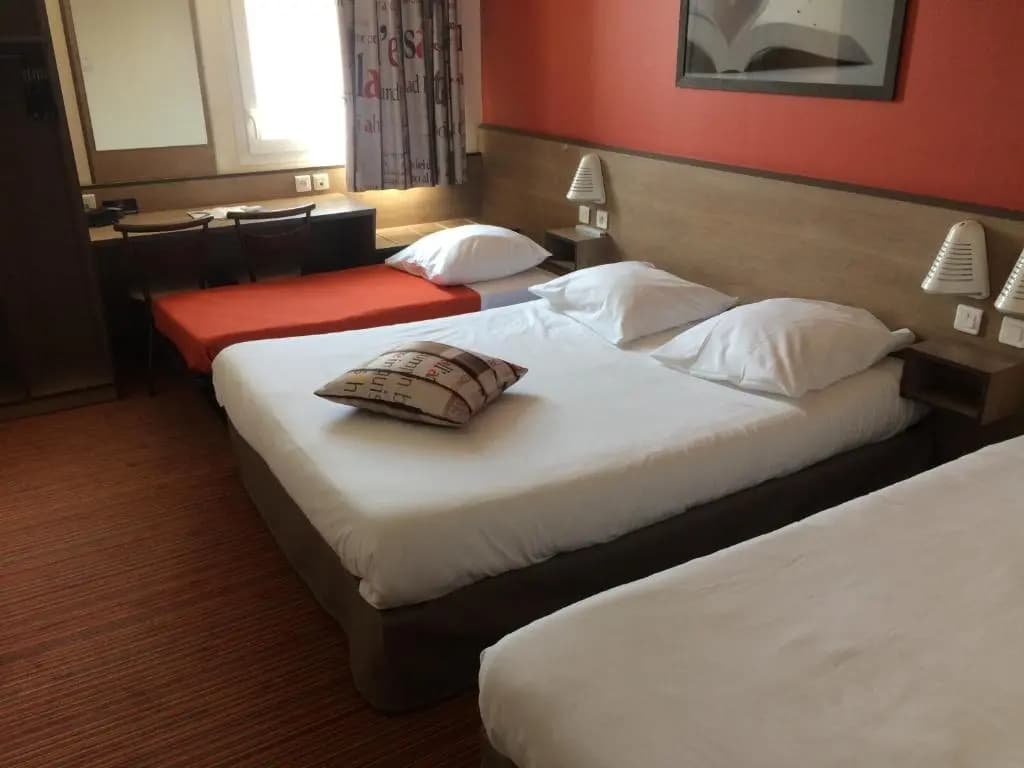 ACE Hotel Poitiers - Miniature 7