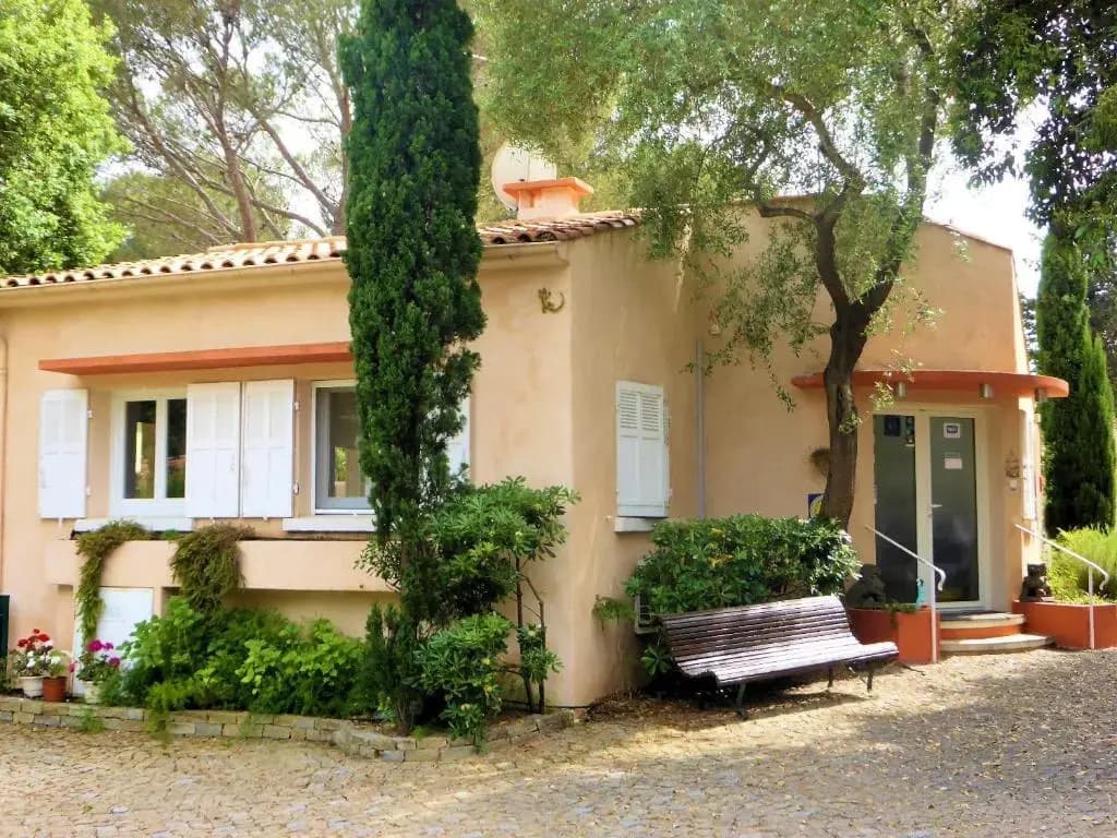 Hôtel Athéna - Photo 3