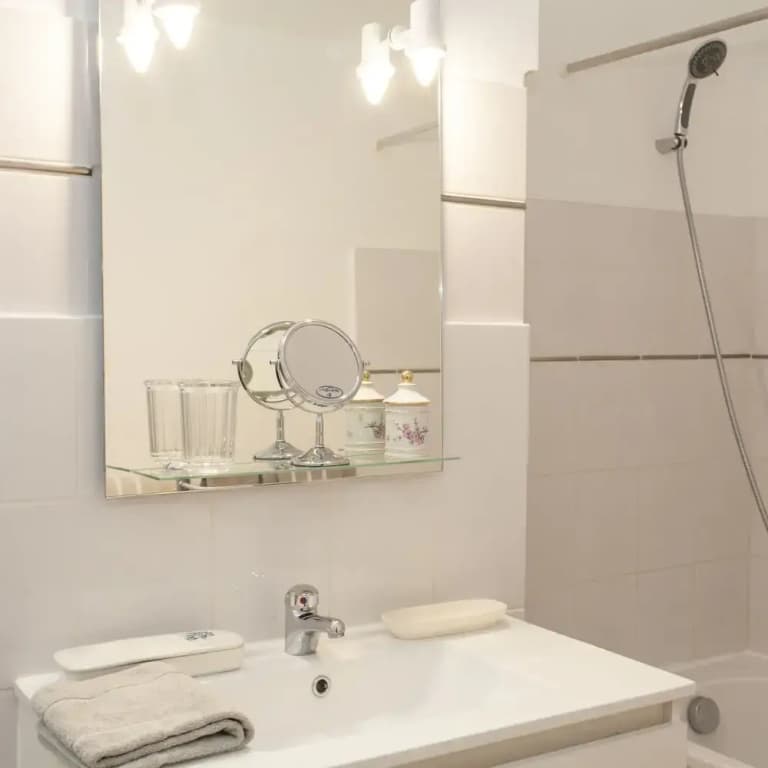 46FM Montauban Guesthouse - Miniature 7