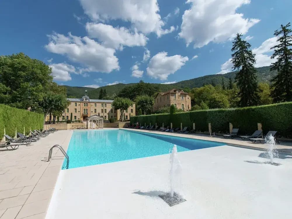 Cosy Flat in a Drome Chateau With Pool - Photo 3