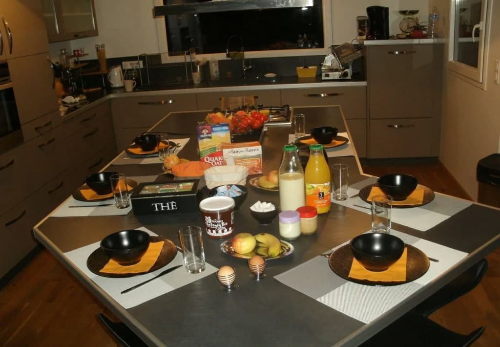 Chambres et Tables Chez Brigitte - Miniature 8