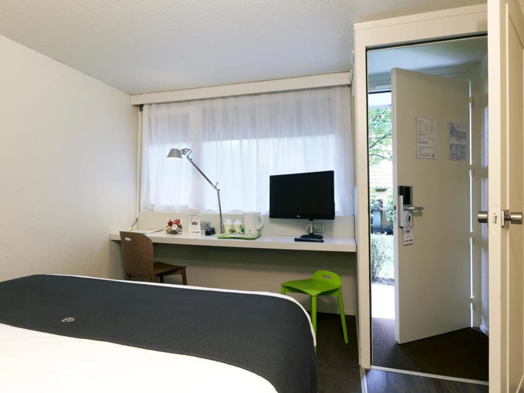 Hotel Campanile Grenoble Sud - Seyssins - Photo 3