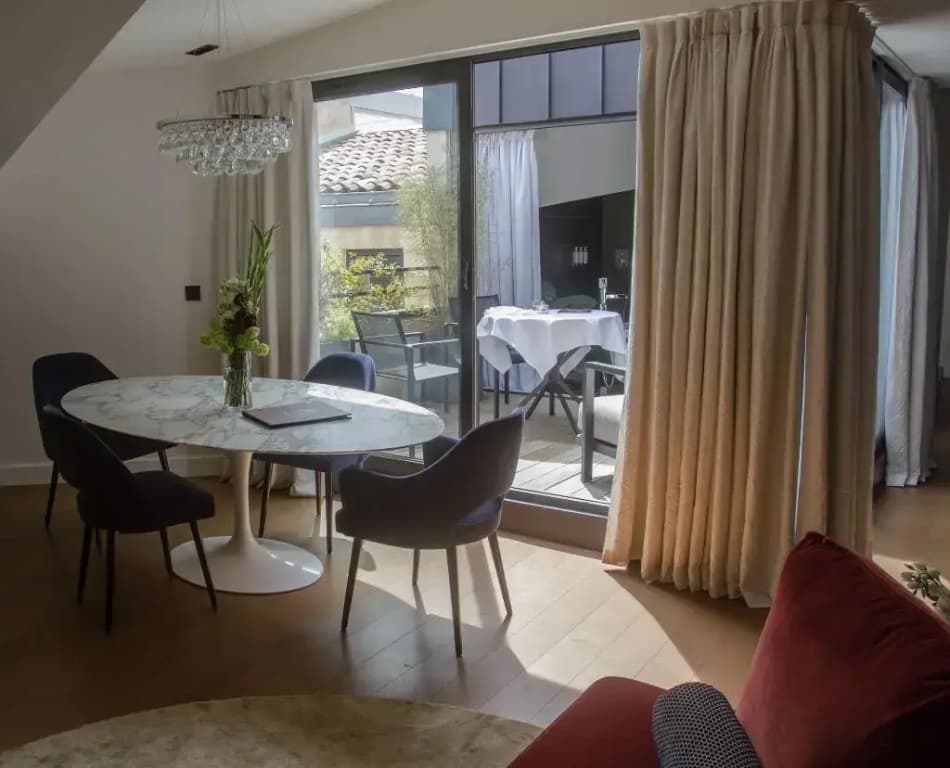 Hôtel Cardinal - Miniature 7