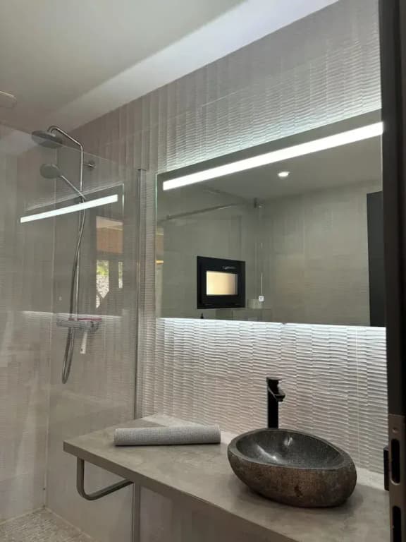 Chalets Perce Neige & Jacuzzi privatif - Miniature 7