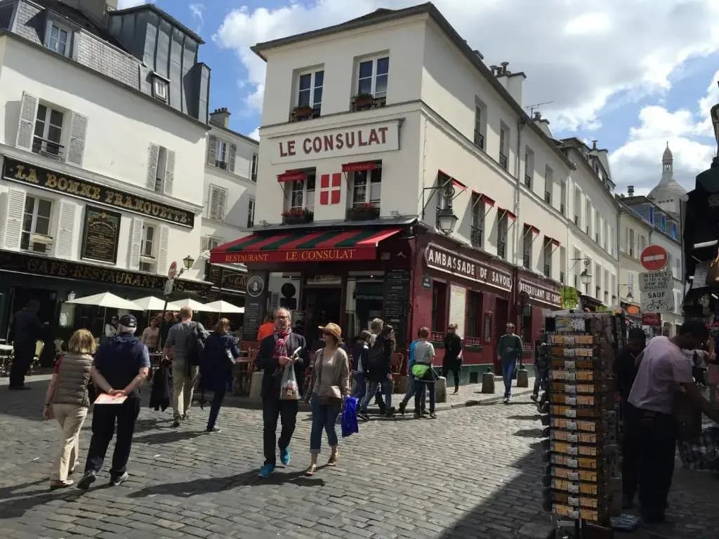 Abbesses Montmartre Apartment - Miniature 6