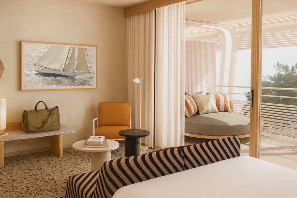 Hotel Ventura Saint-Tropez, Tapestry Collection By Hilton - Photo 3