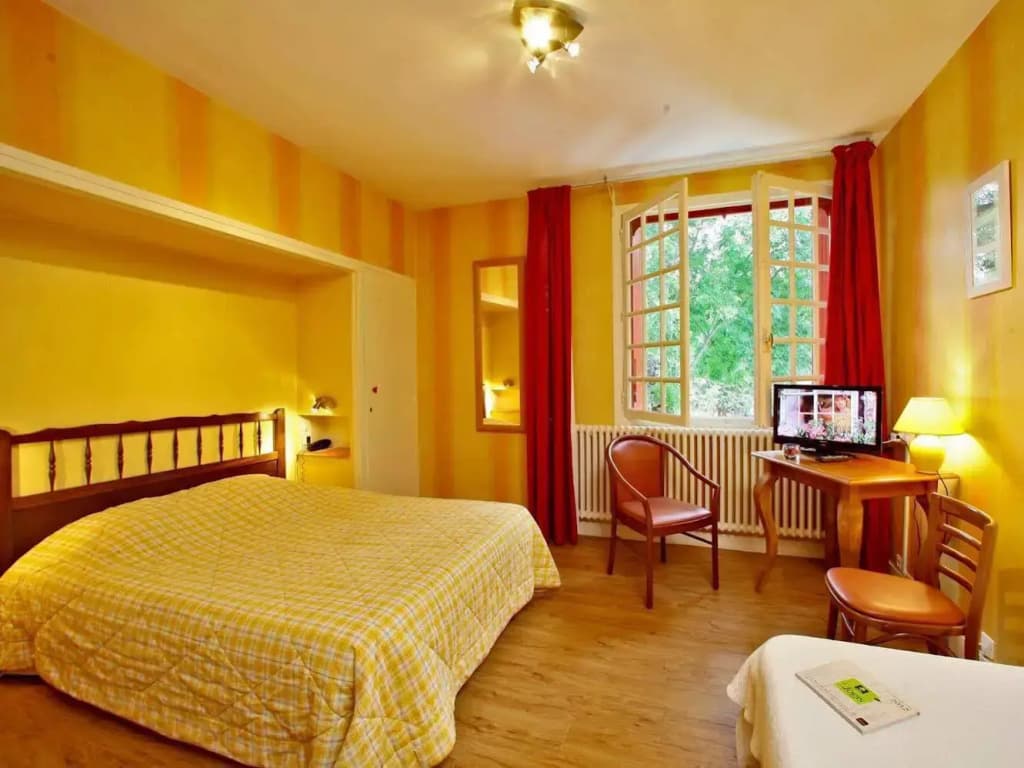 Hostellerie La Charmille - Miniature 6