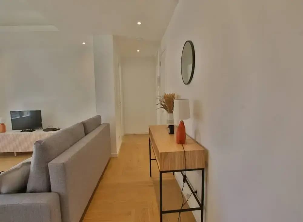 Apartment in Antibes Near Sandy Beaches - Photo 5