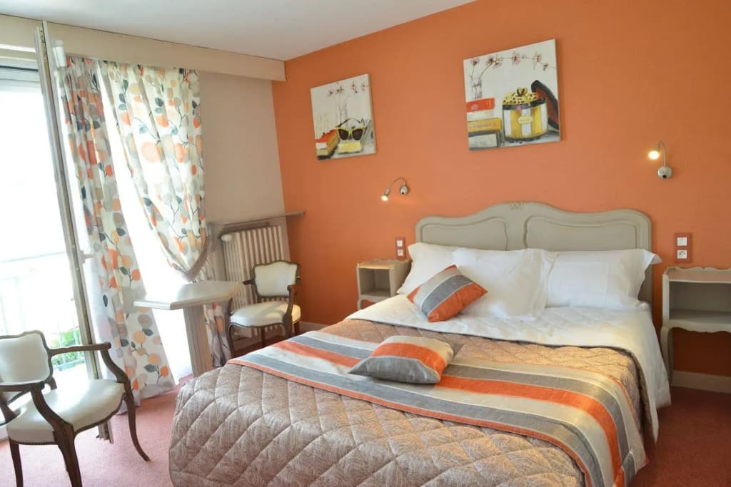 Cit'Hotel Logis de Brou - Photo 5