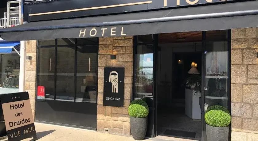 Hôtel Des Druides - Photo 1