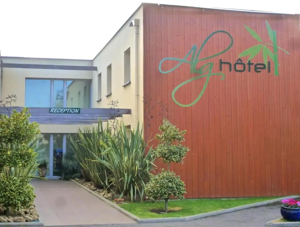 Brit Hotel Alghotel - Photo 1
