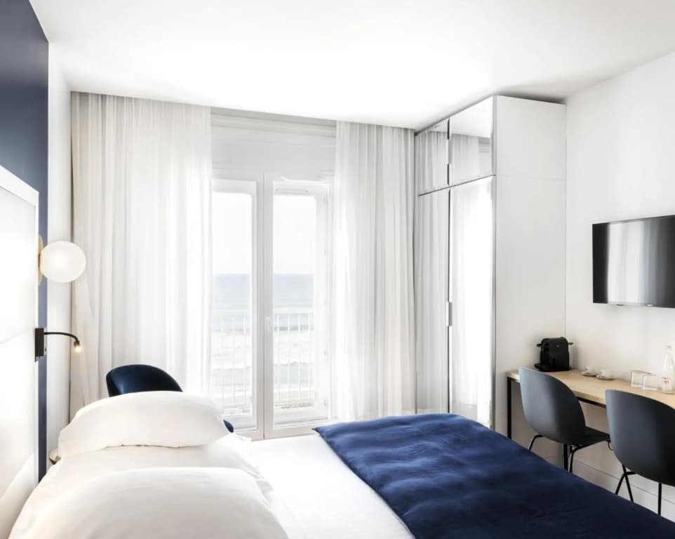 Hotel le Windsor Grande Plage Biarritz - Photo 4