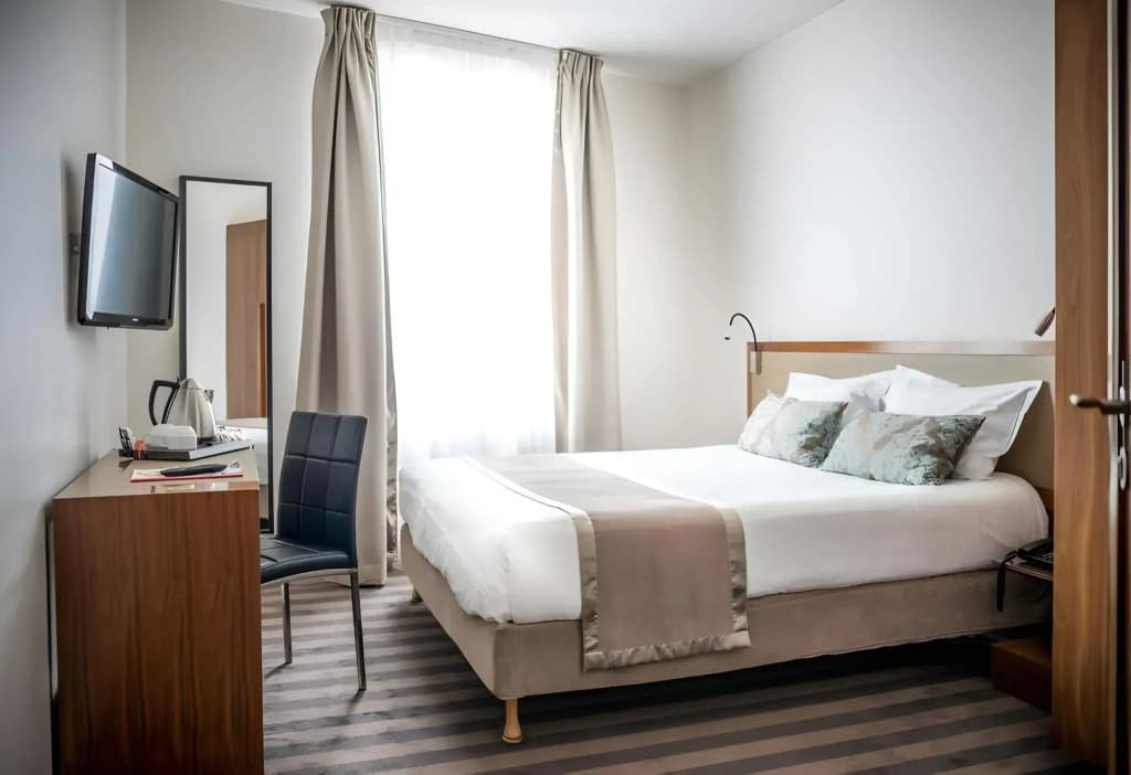 Art Hotel Eiffel - Photo 5