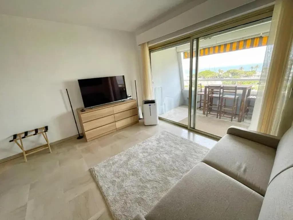 #41 MARINA RIVIERA BAY - Marine Baie des Anges - Studio vue Mer et Port - Photo 3