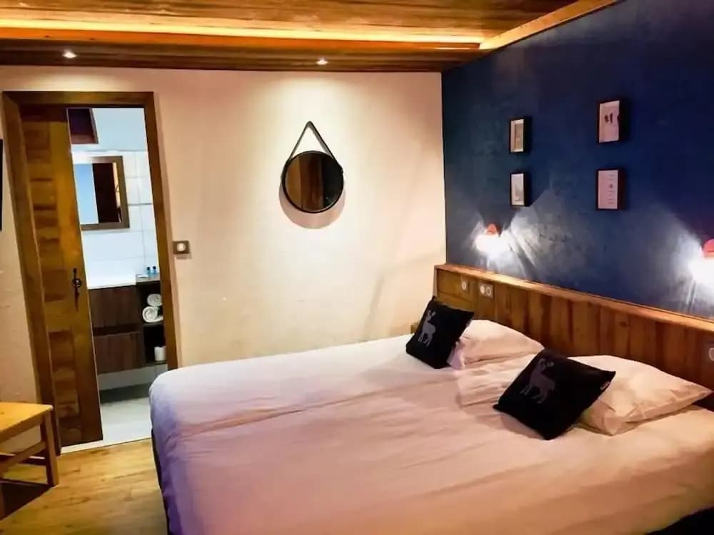 Hotel Alpina - Photo 2