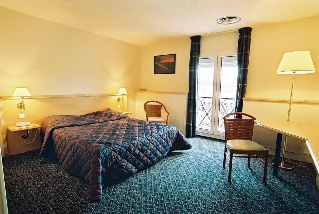 Hotel Le Bourbon - Photo 5