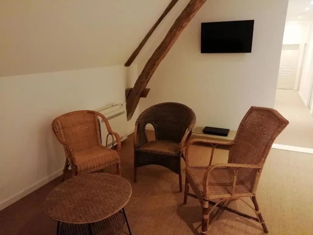 Gîte Ainay-le-Vieil, 5 pièces, 8 personnes - FR-1-586-15 - Photo 4