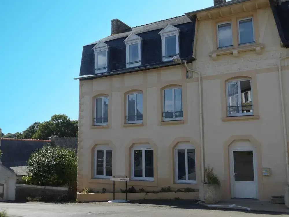 Apartment Near the Beach in Ploulec'h - Photo 1