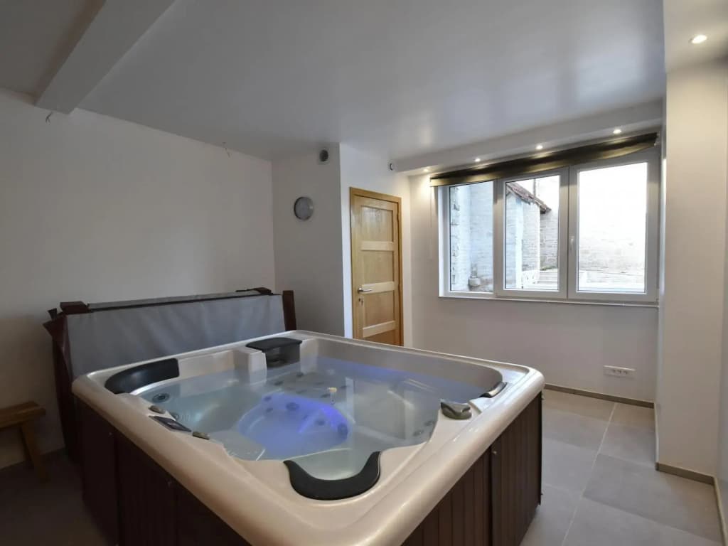 Villa With Spa & Pool - Photo 5
