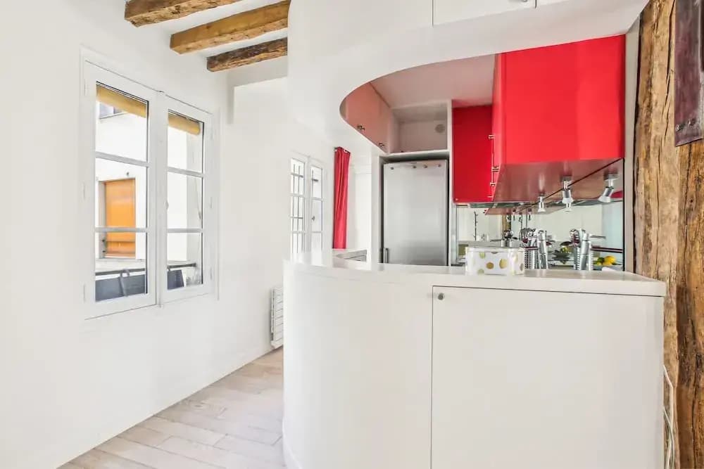 Spacious 1BR in the Heart of Paris - Miniature 7