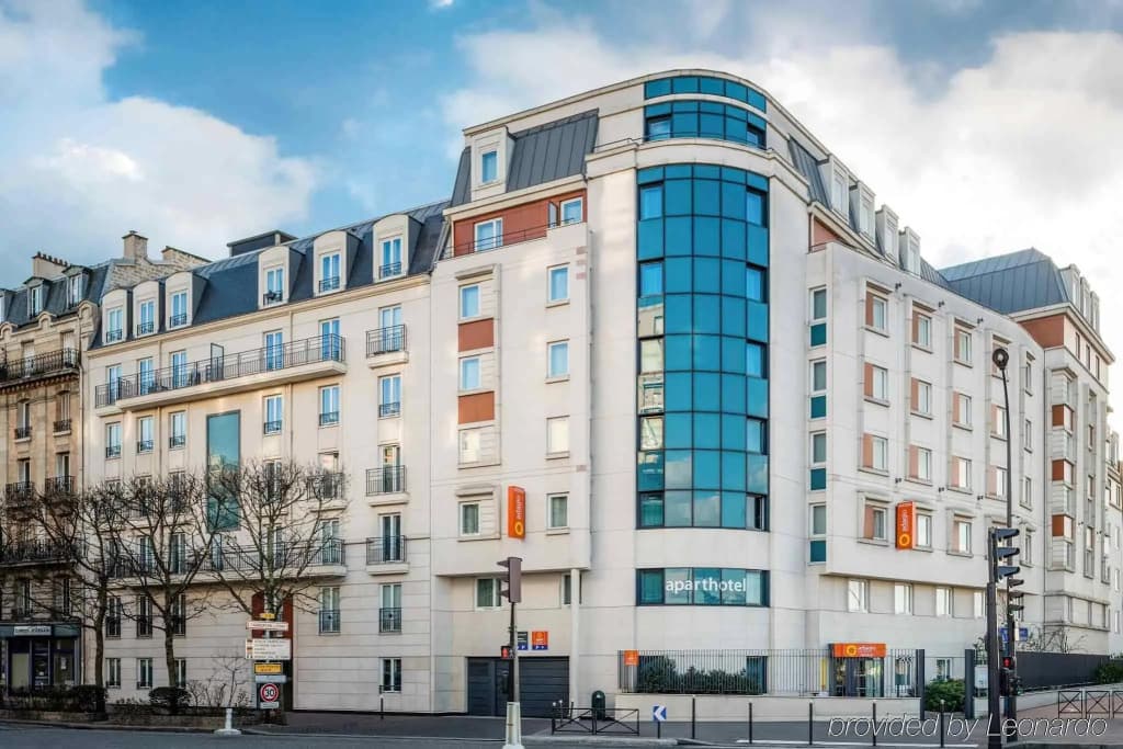 Aparthotel Adagio Access Paris Porte de Charenton - Photo 1