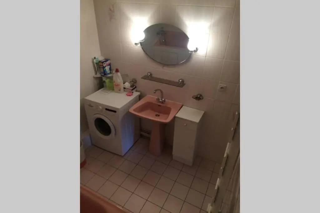 Appartement spacieux 78m2 plein centre, balcon, jusqu’à 6 personnes - Miniature 8