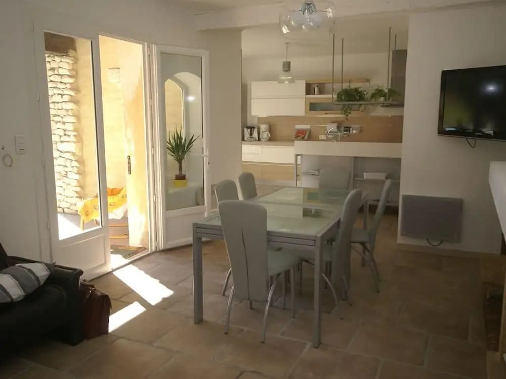 Holiday Home in Le Thor With Private Pool - Miniature 7