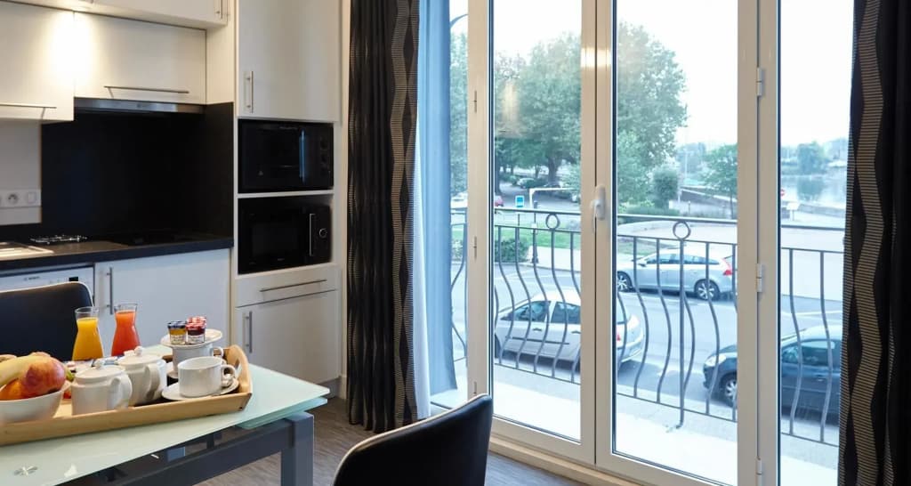 Best Western Le Cheval Blanc - Vieux Port - Miniature 7