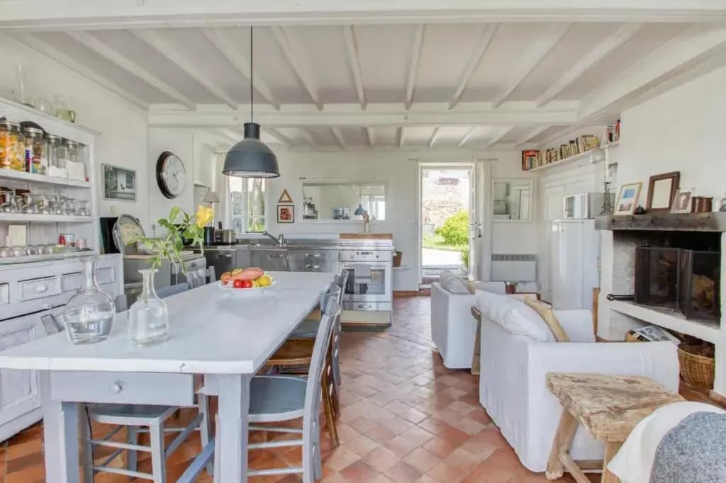 House With 5 Bedrooms in Regnéville-sur-mer, With Wonderful sea View, Enclosed Garden and Wifi - 6 km From the Beach - Min...