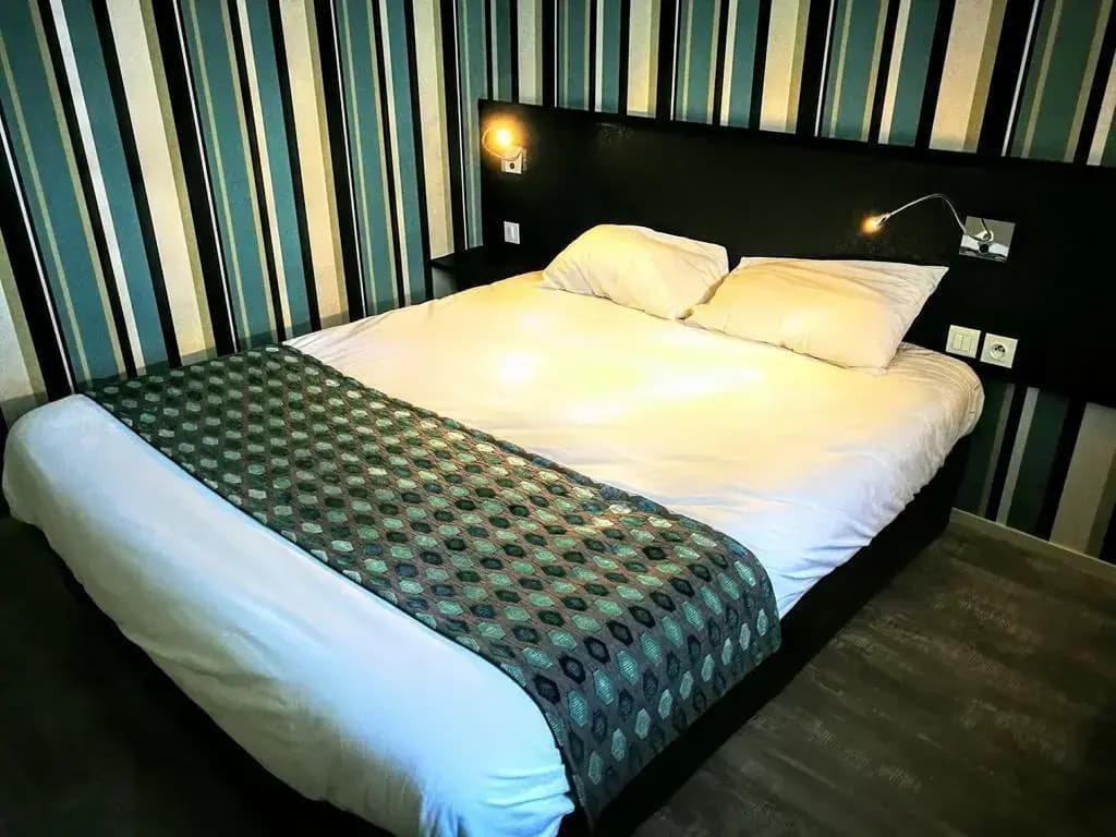 Brit Hotel Au Relais du Vern - Photo 3