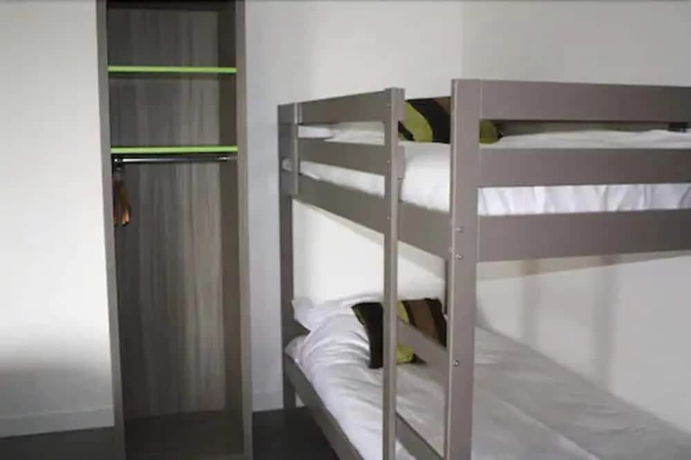 Airport Hotel - Photo 3