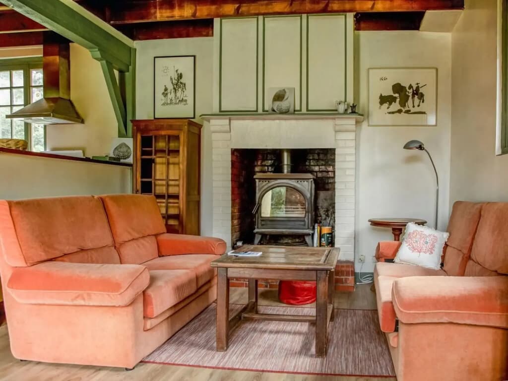 Elegant Normandy Escape - Photo 3
